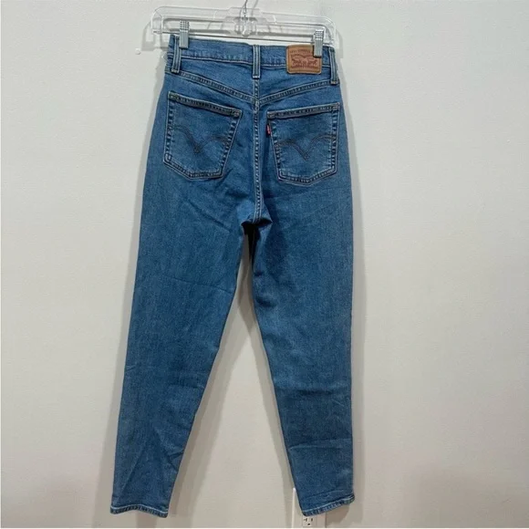 Levi’s high waisted taper jeans - Picture 7 of 12